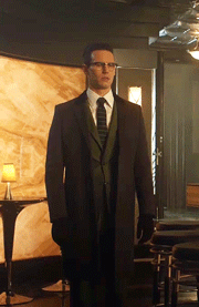 Edward Nygma + Outfits