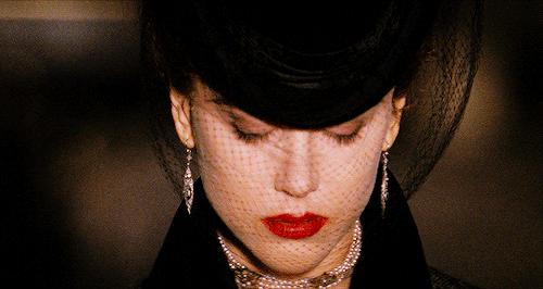 clint-eastwoods:Nicole Kidman in Moulin Rouge! (2001)