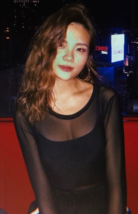 singaporelustladies: irubishootip0st:part 1 of this hot cutie pie. reblog to a 1000 notes if you boy