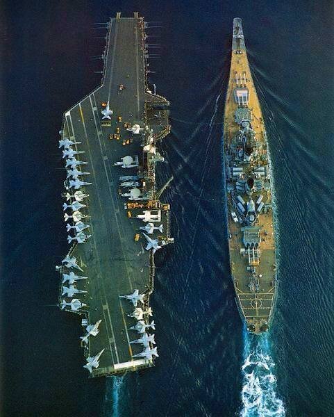 lifejoy-co:USS Iowa and USS Midway Note the F-18’s on deck of the Midway