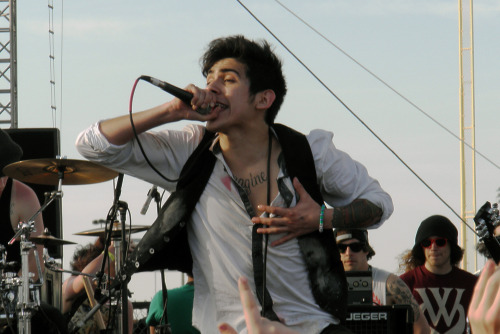 amityafflict1on:  Crown the Empire @ South by So What - by me  