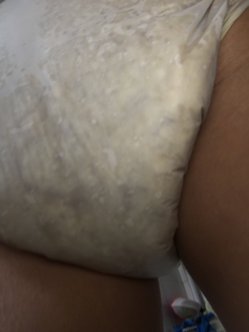 thafetishhh: diaperedmilf: I was a good girl. Can I get changed now?  No changing