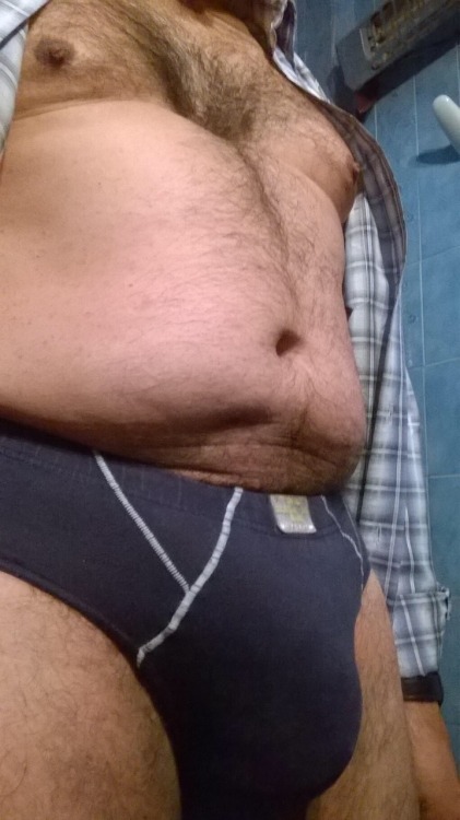 hombresx:  http://xmaduros.com