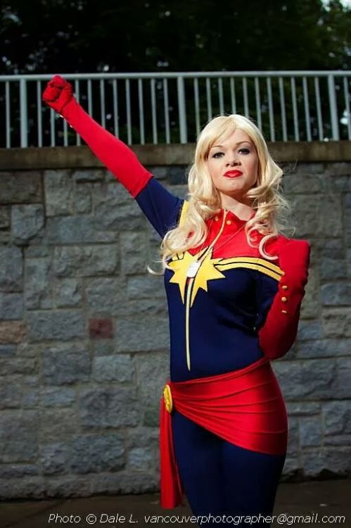 talkaboutspaceships:  More of my Captain Marvel cosplay taken at NWFF! Cosplay by me ( talkaboutspaceships ) Photo by Dale L of Vancouver Photographer 