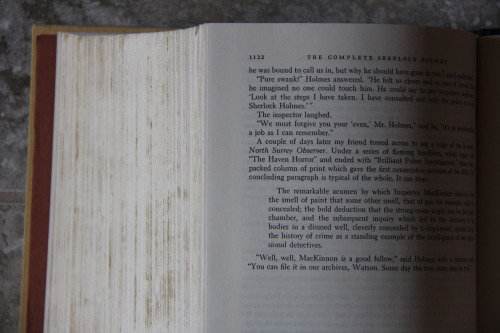 readingismywholelife:August Book Photo Challenge | Day 21 | Longest BookBook Photo Challenge