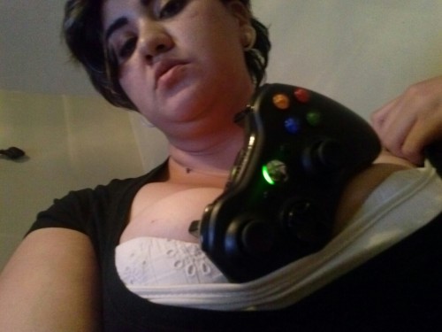 poisonedapple13:  Because where else does one keep their controllers? ??  Damn