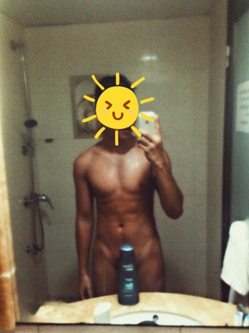 bbvietnam: topsieudam:Này thì chảnh lồn hả con chóFb Thái Bảo NguyễnCho mày hot đêm nayĐẹp gớm