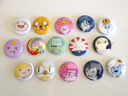 doctormoo:  Adorable Adventure Time button set!  Find buttons for your favourite fandom here!