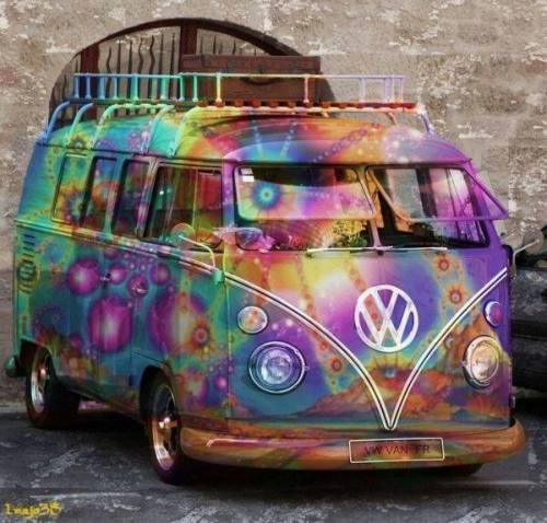 phroyd:Now, THAT’S A VW Bus!Phroyd