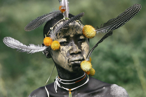 barringtonsmiles: fotojournalismus: Natural Fashion from Ethiopia’s Omo Valley Photographs by 