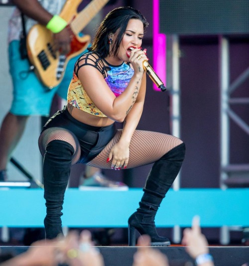 celebtreats:  Demi Lovato #demilovato #sexy adult photos