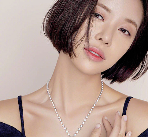 Hwang Jung Eum for Elle ♥ 