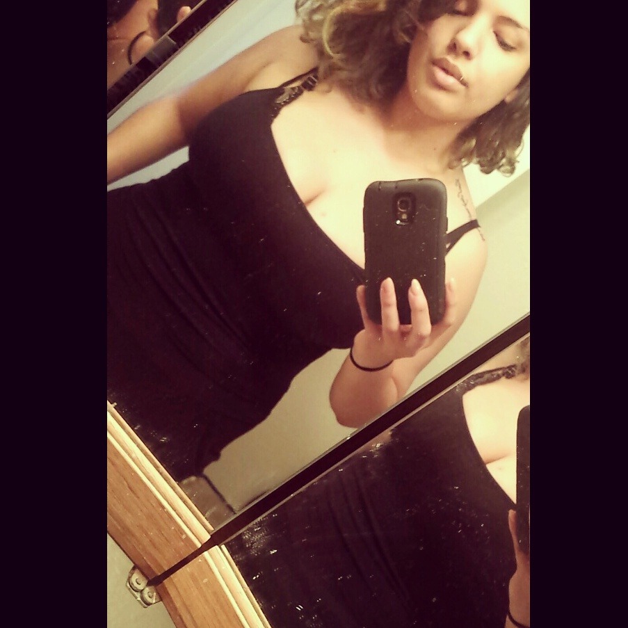 aymygod:  I clean up nice.   Tagged by the gawwwwjus abysm-elle for the selfie challenge!