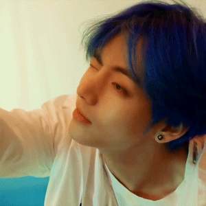 Taehyung X Blue Hair For @jkvjimin[ Cr: 0613data, Namuspromised ]