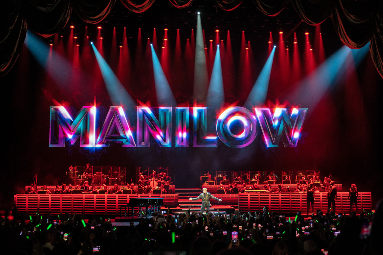 Barry Manilow Radio City Music Hall May 31, 2023 The Bowery Presents