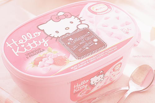 mochi-bunnies:  hello kitty gelato by rowena ✿  