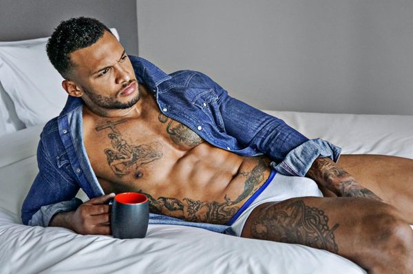 seeker310:  dominicanblackboy:  David McIntosh oh my!😍     Hot!!  