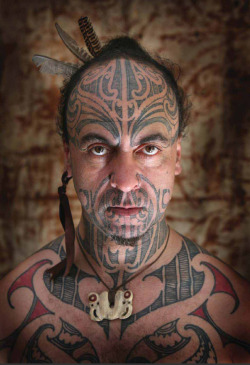artprostir:  George Nuku - maori artist. Ta Moko by Turumakina Duley