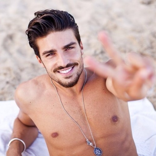 bogosse:Mariano Di Vaio