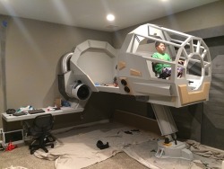 tiefighters:  Star Wars Themed Bedroom Designed by Andy Chang 