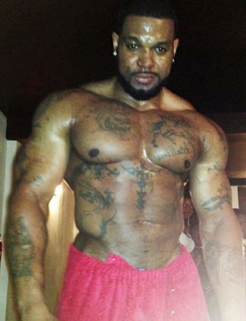 darkdogg1:  inky/sweaty/thicky/sexy  So cute mmm