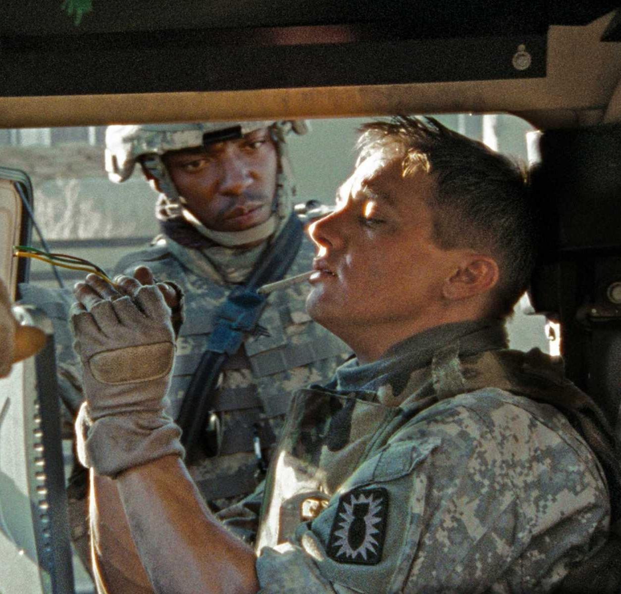 shittymoviedetails:  In Avengers: Endgame (2019) we see a flashback to Falcon and
