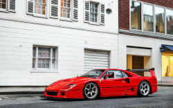 gasinblood:  F40 LM by Alex Penfold on Flickr.