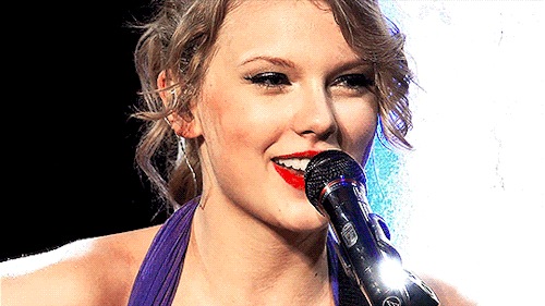 anotherlikeswift:Last Kiss + Subtle Facial Expressions