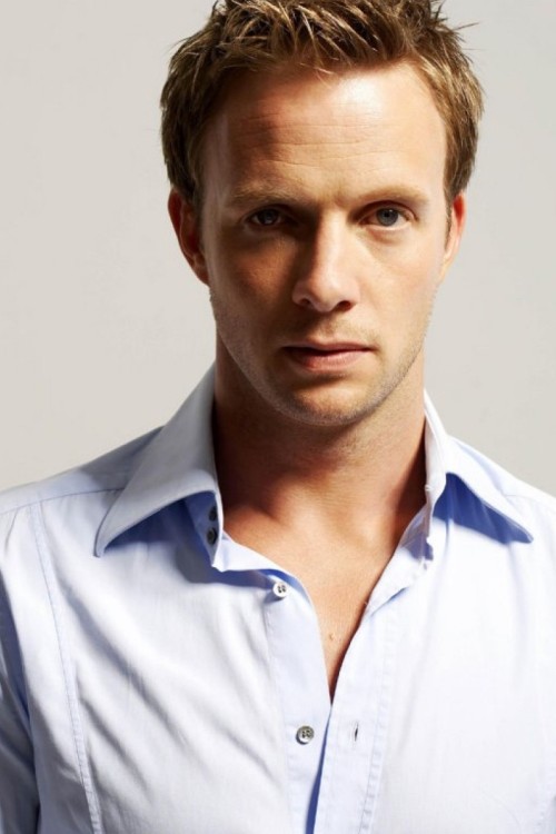 Just a little Sunday happiness.Rupert Penry-Jones. 