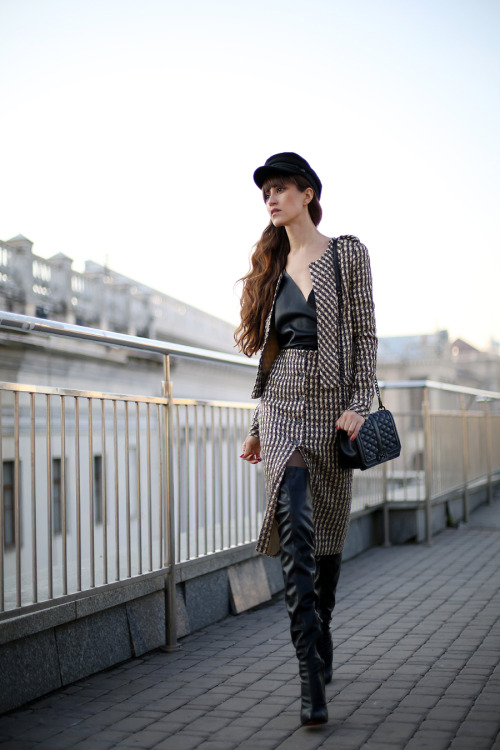 Fashion blogger Tina Sizonova in Jessica Buurman Wulay Stiletto Heel Boots.Source: Tinasizonova