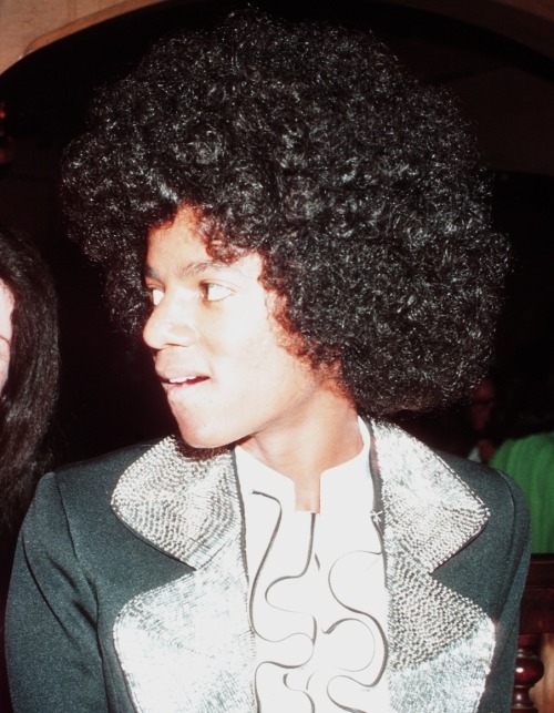 Sex twixnmix:MJ X American Music Awards X 1975 pictures