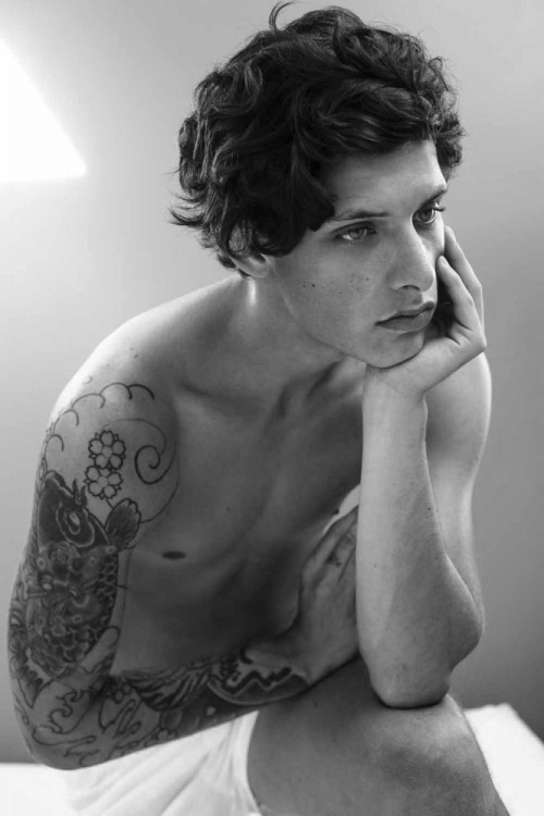 hnbw:  troy swindail  hombres naturales dot com | hnbw & hncl.instagram | twitter | facebook | pinterest