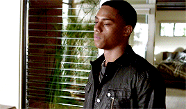 fyeahfamousinlove:jordan wilder in every episode | 1x02 - a star is torn
