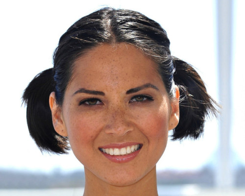 Olivia Munn: hot hot hot!!