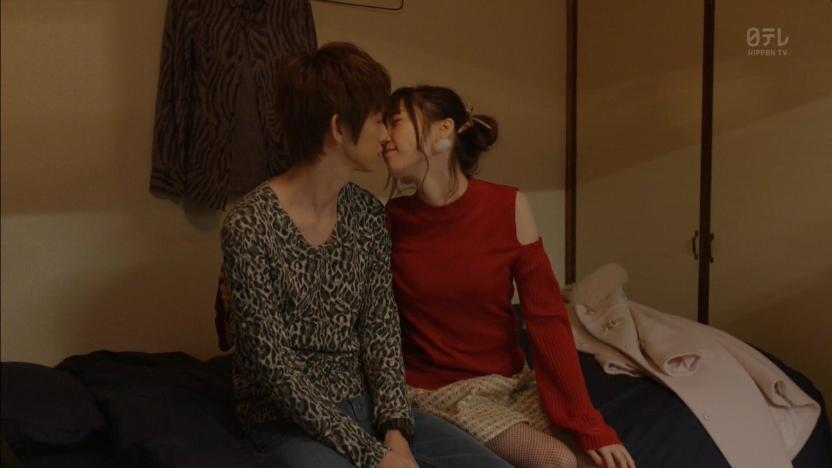akb48girldaisuki: Shimazaki haruka fist kissing scene video : https://twitter.com/00birthday/status/951472797313675264 