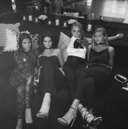 celebritygossipbyrangi:  Kourtney Kardashian hangs out with supermodels Kendall Jenner, Cara Delevingne &amp; GiGi Hadid