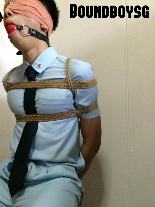 yourgayfatasies: That one senior who you’ve always lusted for, got caught and tied, now every inch o