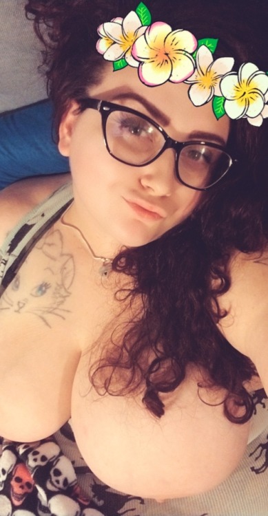 Porn photo opaleyedmittenkitten:  Happy Topless Tuesday