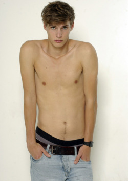 Yummy skinny!  teenboys-shirtless:  Http://surfxvideos.com -  Boys on Webcam !