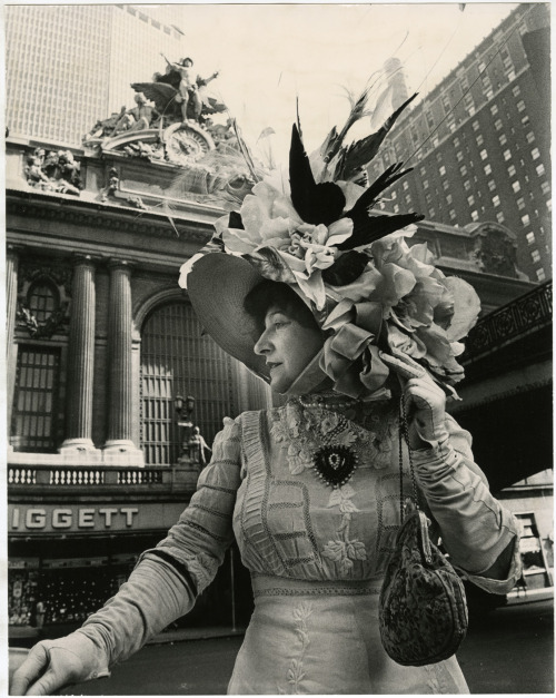 nyhistory:  The photography world lost a legend when Bill Cunningham passed away recently. Here&rsqu