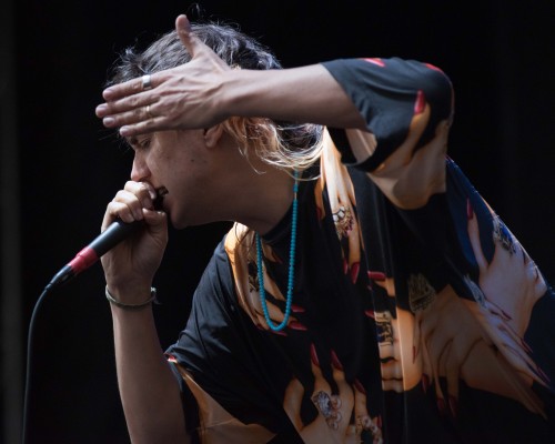 thislifeisonmyside:  irockphotos:  Julian Casablancas stirring up the crowd at Beach Goth 4 in Orange County, California. https://www.facebook.com/irockkphotoshttp://irockphotos.net/© Guillermo Prieto 2015  Omggg I didn’t think our picture would be