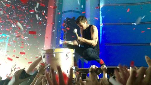 josh-drvms:I can’t believe I was this close to Tyler without any zoom last nightblurryface tourastor