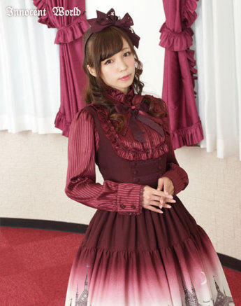 pyro42:  Hanging out for a confirmation email for the dress and OTKs above. I always