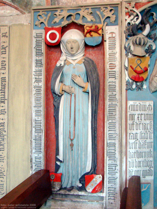 Painted effigy of Anna Barbara von Neipperg in the Stadtkirche Schwaigern, c. late 15th century