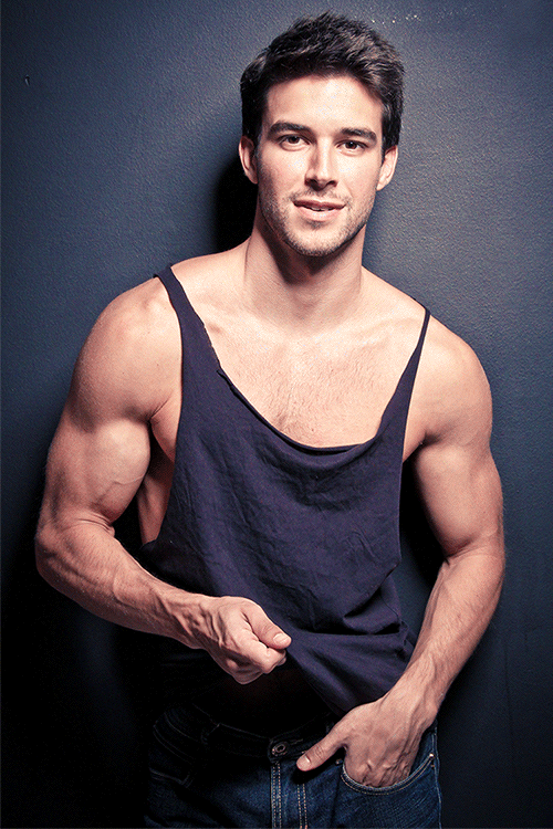 diggin-that-dude:  Bernardo Velasco**** 