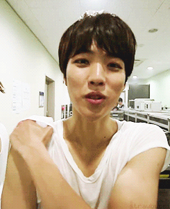 죄; hiatus