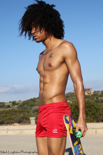 dominicanblackboy:  Sexy gorgeous hotboy Shane Huggins!