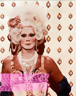 nanasekei:  drag race meme - eight outfits3/8 - Raja’s Marie Antoinette