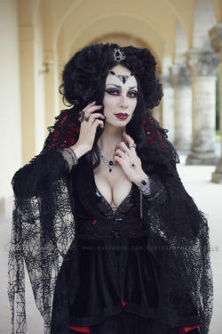 gothicandamazing:    Model: Model and designer