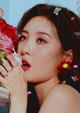 sunmiyah:Sunmi 💐 - Noir mv making